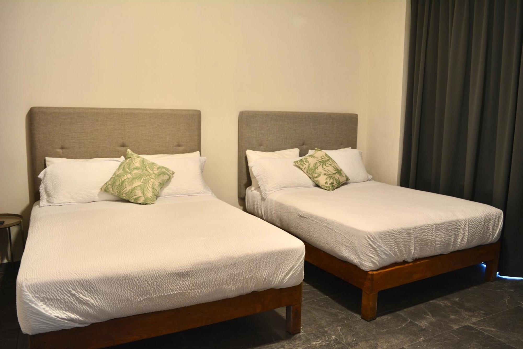 Casa Palmas Hotel Zapopan Bagian luar foto